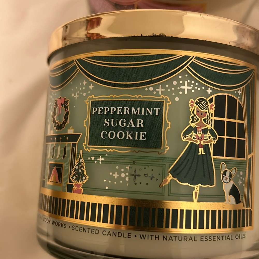 Bath and Body Works Candle Peppermint Sugar Cookie Brand New